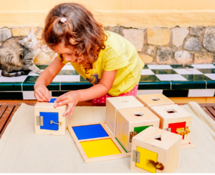 Montessori a dzieci z różnymi potrzebami edukacyjnymi